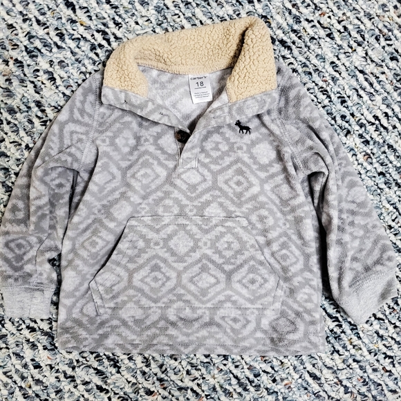 *Sold*Fleece pullover - Picture 1 of 3